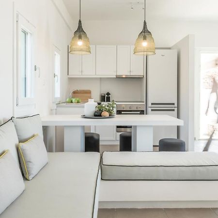 Eneos Kythnos Beach Villas-Executive And Premium Villas ภายนอก รูปภาพ