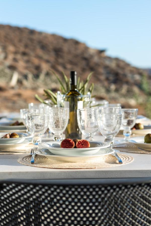 Eneos Kythnos Beach Villas-Executive And Premium Villas ภายนอก รูปภาพ