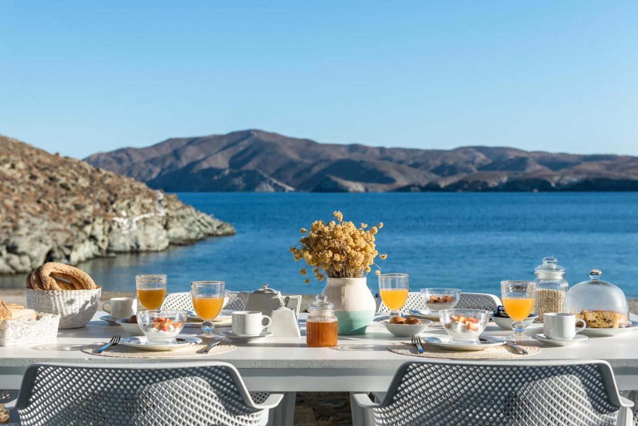 Eneos Kythnos Beach Villas-Executive And Premium Villas ภายนอก รูปภาพ