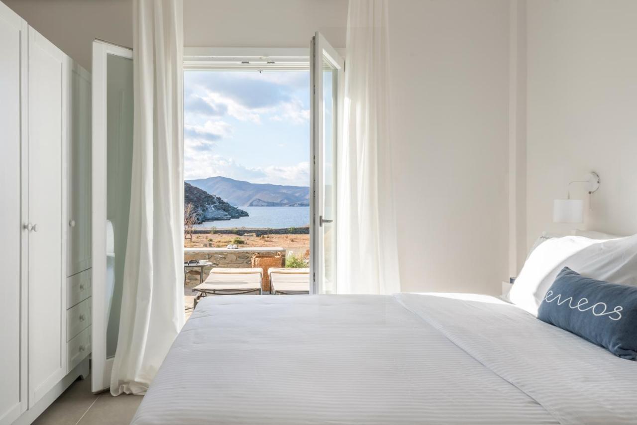 Eneos Kythnos Beach Villas-Executive And Premium Villas ภายนอก รูปภาพ