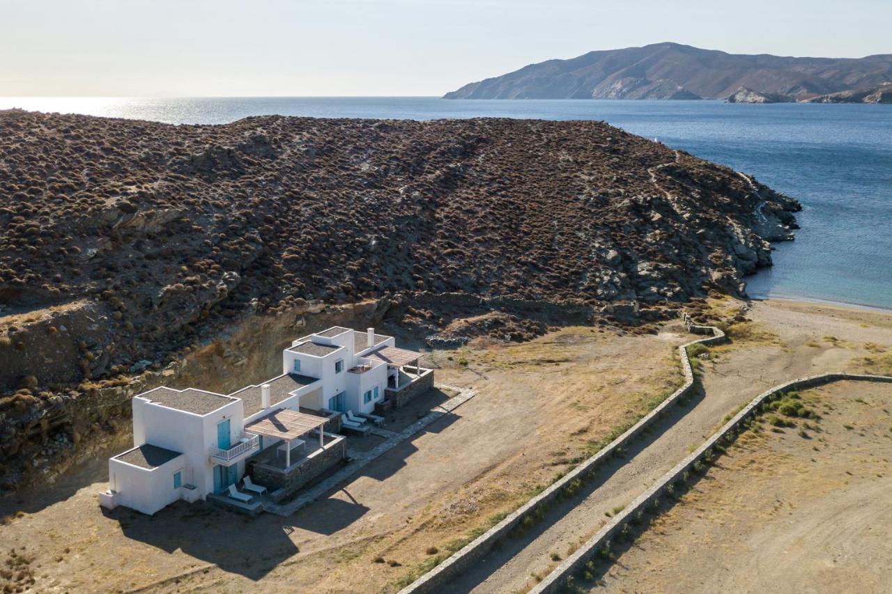 Eneos Kythnos Beach Villas-Executive And Premium Villas ภายนอก รูปภาพ