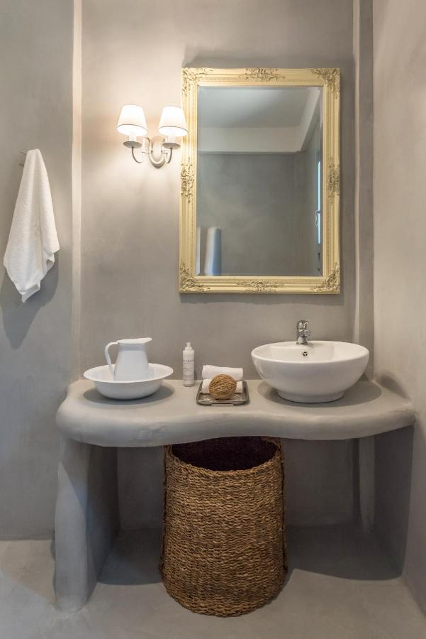 Eneos Kythnos Beach Villas-Executive And Premium Villas ภายนอก รูปภาพ