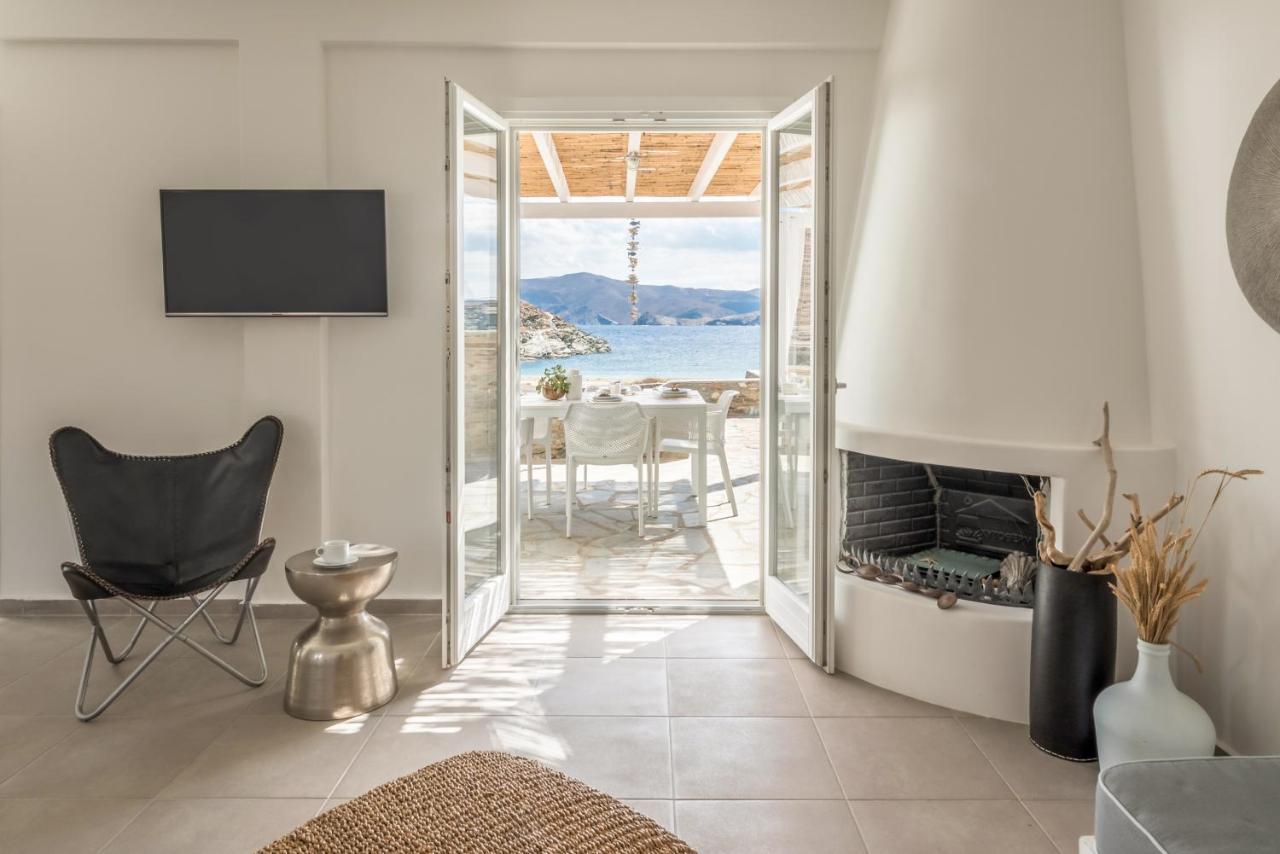 Eneos Kythnos Beach Villas-Executive And Premium Villas ภายนอก รูปภาพ