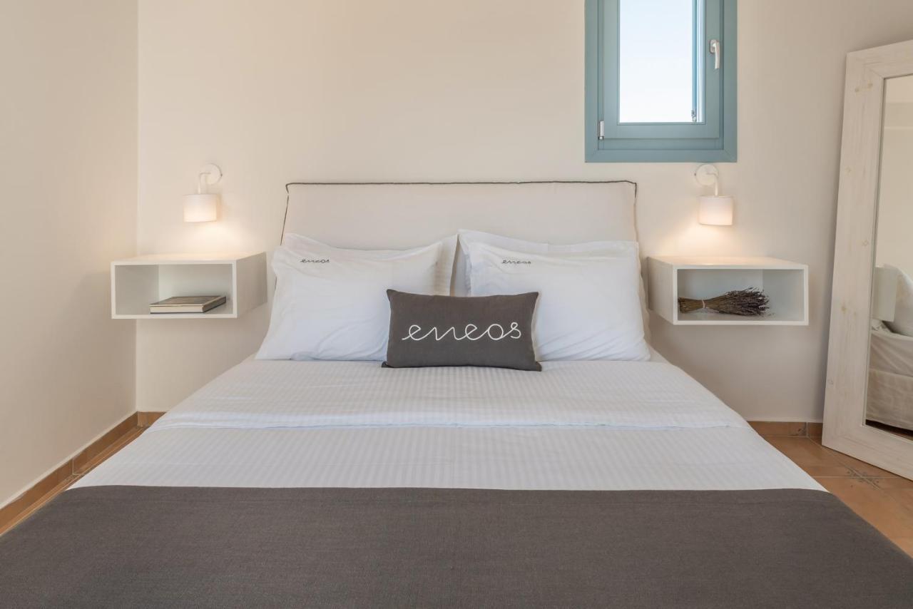 Eneos Kythnos Beach Villas-Executive And Premium Villas ภายนอก รูปภาพ